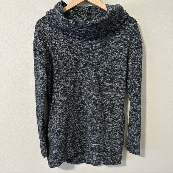 Merona Dark Gray Long Sleeve Cowl Neck Sweater Size Medium - Picture 2 of 11